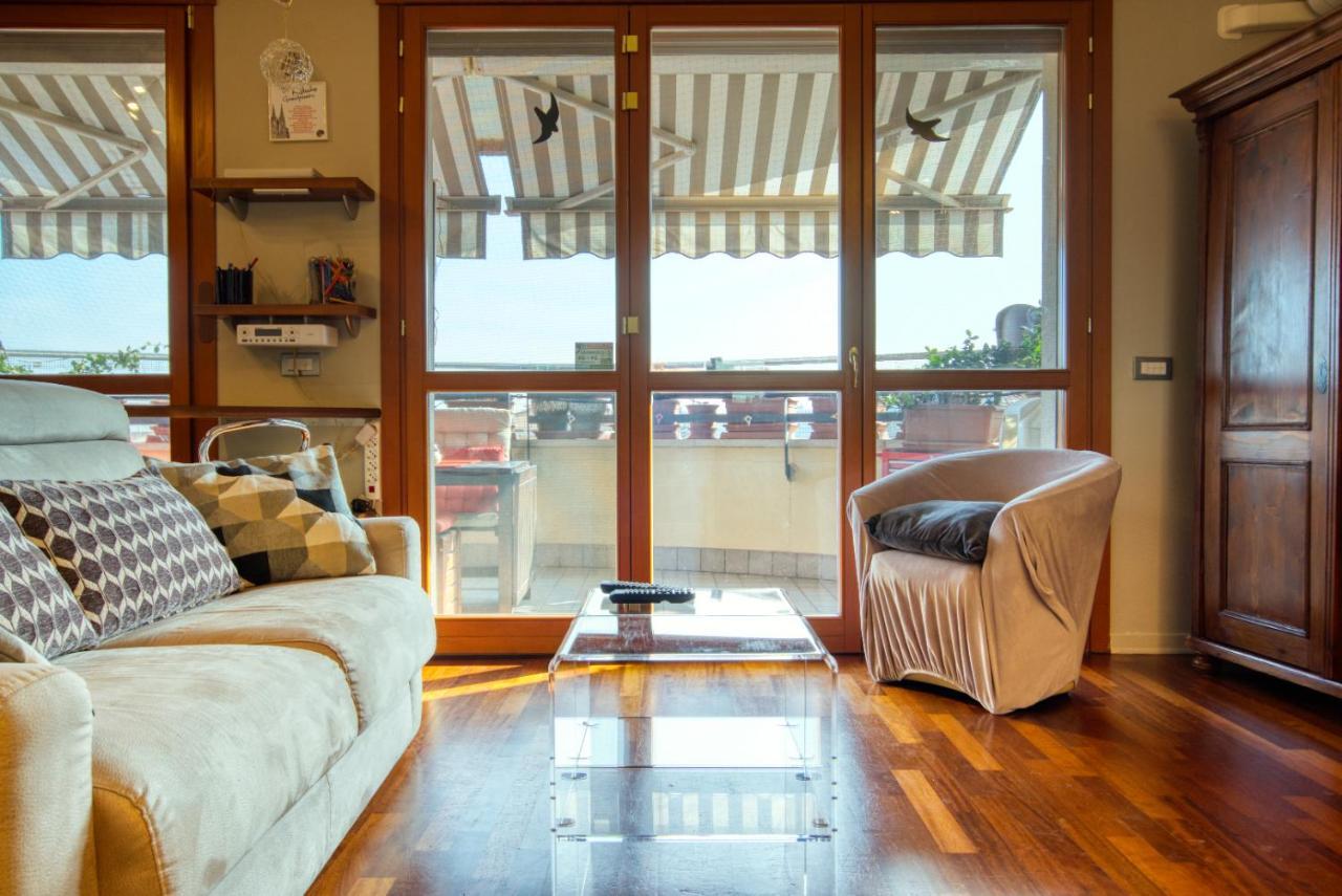 Caseospitali - Casa Di Bibi, Colorato Ed Elegante Bilocale Vicino Al Naviglio Martesana Per 4 Vimodrone Εξωτερικό φωτογραφία